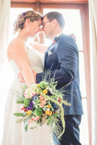 seance couple mariage au château de la petite haye